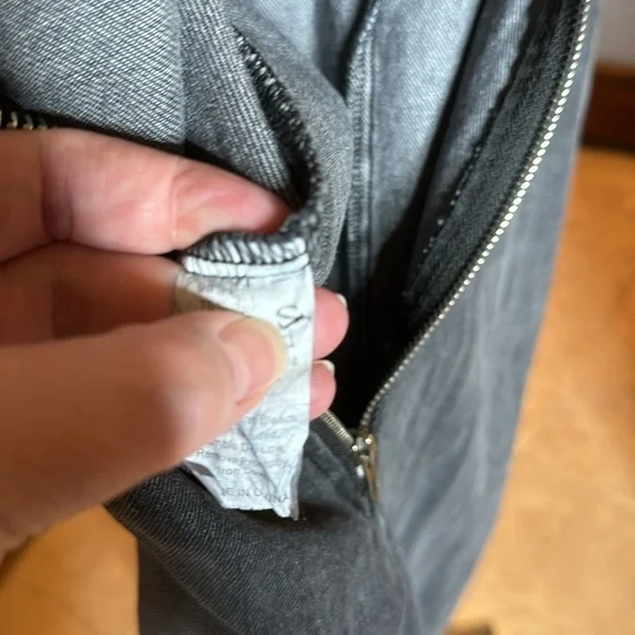 Ruffle Sleeve Wide Leg Denim Jumpsuit Washed Black Stretch Size Small - Picture 7 of 7